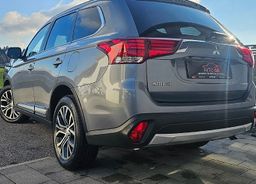 Zunanja slika - Mitsubishi Outlander - 2.2 DI-D -AUT-4WD INSTYLE+ 7 sed.-LED NAVI-KAMERA- - 10 - Predogledna slika