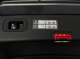 Zunanja slika - Mercedes-Benz C-Razred - C 220 d-LED-VIRTUAL-KAM-ACC-GRET-SED-AMBIENT-18C - 19 - Predogledna slika