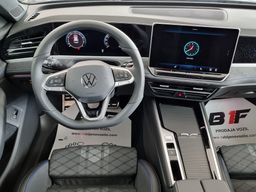 Notranja slika - VW Passat - Variant 1.5 eTSI R-Line DSG 110kW - 8 - Predogledna slika