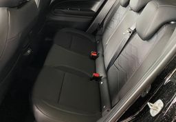 Zunanja slika - Jeep Avenger - Altitude 1.2 E-DCT6 MHEV 100 - 7 - Predogledna slika