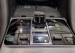 Zunanja slika - BYD SEAL U - DM-i DESIGN AWD PHEV 238kW  skupni doseg 870 km - 11 - Predogledna slika