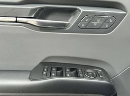 Zunanja slika - KIA EV9 - 99.8 kWh GT-Line Launch AWD 141.5 kW. 7 sedežev - 18 - Predogledna slika