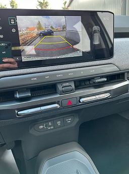 Zunanja slika - KIA EV3 - 58.3 kWh baterija. 150 kW  204 KM  Star - 7 - Predogledna slika