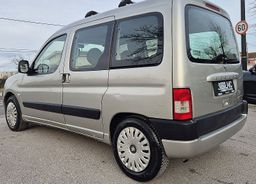 Zunanja slika - Peugeot Partner - Kombi STYLE 1.6 HDi 90 LEPO OHRANJEN - 5 - Predogledna slika