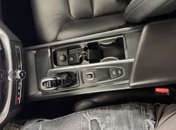 Zunanja slika - Volvo XC60 - Volvo  D3 Momentum.BELGIJSKI.NAVI.ALU.LED.ACC. - 14 - Predogledna slika