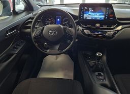 Zunanja slika - Toyota C-HR - C-enter 1.2 Turbo-1.LASTNIK-SLO-ODLIČEN- - 8 - Predogledna slika