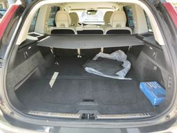 Notranja slika - Volvo XC90 - D5 AWD Inscription Geartronic - 9 - Predogledna slika