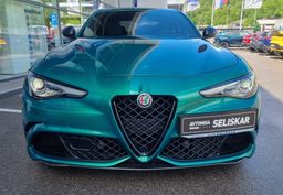 Zunanja slika - Alfa Romeo Giulia - 2.9 V6 Bi-Turbo Quadrifoglio 510hp - HARMAN KARDON - 1 - Predogledna slika
