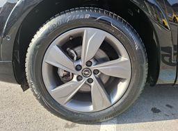 Zunanja slika - Opel Grandland - 1.2 TURBO 96KW - LEPO OHRANJEN - POTRJENA SERVISNA - 13 - Predogledna slika