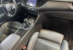 Zunanja slika - Opel Insignia - 1LAST-NAVI-360KAM-HLAJENJE-KEYLESS-RADAR-LED-USNJE - 11 - Predogledna slika