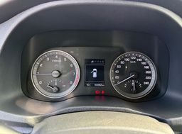 Zunanja slika - Hyundai Tucson - 1.6 GDI 1.LASTNIK SLO VOZILO TEMPOMAT PDC KAMERA - 17 - Predogledna slika