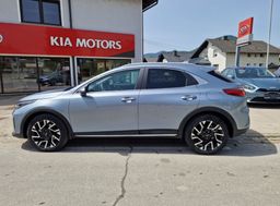 Zunanja slika - KIA XCeed - 1.6 T-GDi EX Way 7DCT - 2 - Predogledna slika