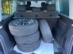 Zunanja slika - VW Multivan - 6.1 2.0TDI 150KS DSG-KAMERA-LED-VIRTUAL-NAVI-7SED - 15 - Predogledna slika