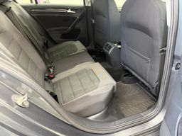 Zunanja slika - VW Golf - 2,0 TDI BMT 40 let - 6 - Predogledna slika