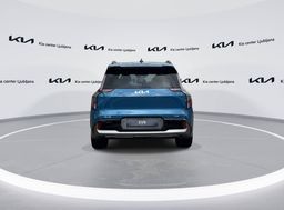 Zunanja slika - KIA EV9 - 99.8 kWh GT-Line Launch 141.5 kW. 7 sedežev - 6 - Predogledna slika