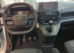 Zunanja slika - Toyota Proace - City Verso 1.2 P S S Shuttle 81kW Long - 7 - Predogledna slika