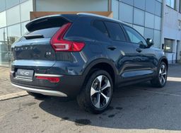 Zunanja slika - Volvo XC40 - B3  P  163hp Core 3 leta garancije + 3 servisi - 4 - Predogledna slika