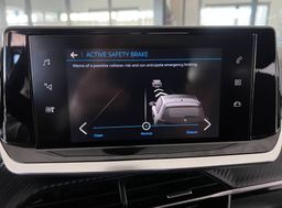 Zunanja slika - Peugeot 208 - 1.2-ALLURE-FULL-LED-KAM-VIRTUAL-KEYLESS-LINE-ASS - 17 - Predogledna slika