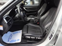 Zunanja slika - BMW Serija 3 - Touring: 318i AVT M SPORT-LED-USNJE-ŠPORTNI SEDEŽI-VIRTU - 9 - Predogledna slika