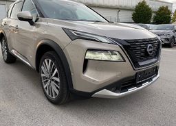 Zunanja slika - Nissan X-Trail - 1.5  HYBRID 4WD 213 TEKNA PLUS 8 let jamstva - 3 - Predogledna slika