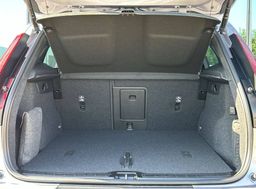 Zunanja slika - Volvo XC40 - B3 P Plus Dark AT DCT... - 12 - Predogledna slika