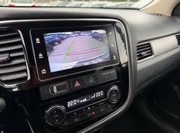 Zunanja slika - Mitsubishi Outlander - 2.2 DI-D 4WD AUT INSTYLE 7SEDEŽEV XENON ACC KAMERA - 18 - Predogledna slika