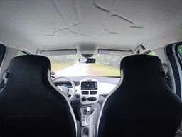 Notranja slika - Renault Zoe - Zen Q210 | 22 kWh | 65 kW | 2016 | 84.920 km - 13 - Predogledna slika