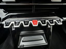 Zunanja slika - Peugeot 2008 - 1.5 BLUEHDI 130 ALLURE PACK.KAMERA.USNJE.NAVI - 15 - Predogledna slika