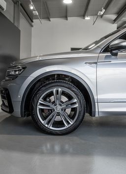 Zunanja slika - VW Tiguan Allspace - 2.0TSI-R LINE-7SED-HEAD UP-PANO-360-ACC-NAVI-USNJ - 7 - Predogledna slika
