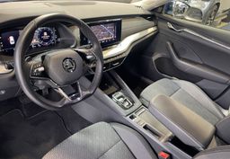 Zunanja slika - Škoda Octavia - 1.LASTNIK-RADAR-VIRTUAL-KEYLESS-NAVIGACIJA-MEMORY - 12 - Predogledna slika