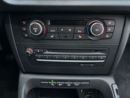 Notranja slika - BMW X1 - xDrive20d - 8 - Predogledna slika