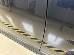 Slika poškodbe - VW Passat - VW - 38 - Predogledna slika