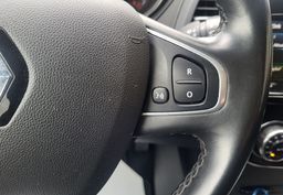 Zunanja slika - Renault Captur - Intens TCe 90 1last-navi-alu-kamera-pdc-tempom-acc - 10 - Predogledna slika