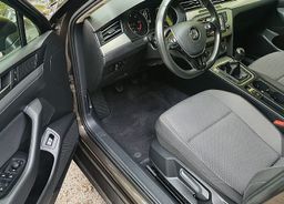 Zunanja slika - VW Passat - 1.6 TDI 120ks °NAVIGACIJA° °2x PDC° °TEMPOMAT° - 8 - Predogledna slika