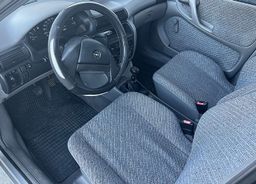 Zunanja slika - Opel Astra - OLDTIMER - CERTIFIKAT STARODOBNIKA - 5 - Predogledna slika