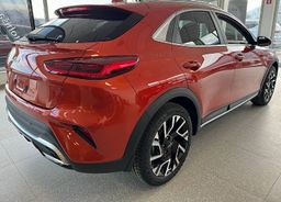 Zunanja slika - KIA XCeed - 1.6 T-GDi EX WAY ISG.7DCT 110.3 kW - 3 - Predogledna slika