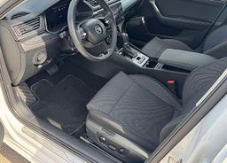 Zunanja slika - Škoda Superb - 2.0 TDI 150ks °AUTOMATIC°  °FULL LED° °VIRTUAL° - 8 - Predogledna slika