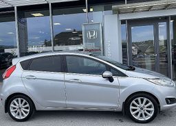 Zunanja slika - Ford Fiesta - | 1.0 EcoBoost | TITANIUM | SLO | 1.LASTNIK | - 4 - Predogledna slika