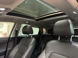 Zunanja slika - Hyundai Tucson - 1.7 CRDI|P4NORAMA|KAMERA|VLEČNA KLJUKA|17COL - 12 - Predogledna slika