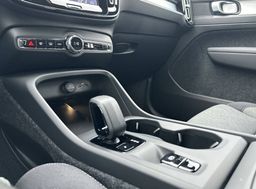 Zunanja slika - Volvo XC40 - B3P Core Avt. - 19 - Predogledna slika