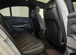 Zunanja slika - BMW Serija 3 - : LIMO-320d-XD-M-PAKET-STR-OKNO-WIDES-KAMERA-ACC-19C - 13 - Predogledna slika