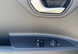 Zunanja slika - KIA Stonic - 1.25 MPI LX Active ISG - 10 - Predogledna slika