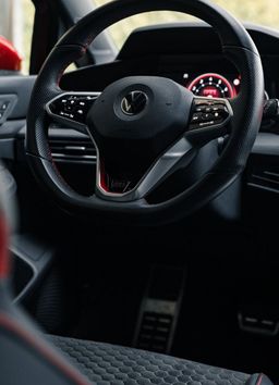 Zunanja slika - VW Golf - 2.0 TSI GTI ClubSport - 19 COL - IQLED - Alkantara - 19 - Predogledna slika