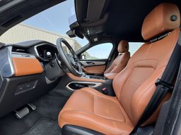 Zunanja slika - Jaguar F-Pace - 2.0 TD MHEV AWD AVT R-Sport ODLIČEN samo 23.240 km - 8 - Predogledna slika