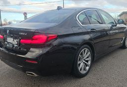 Zunanja slika - BMW Serija 5 - : 520d xDrive 190ks SPORT °18-COL° °VIRTUAL°   366 SNJE° - 3 - Predogledna slika