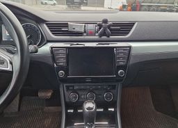 Zunanja slika - Škoda Superb - Combi 2.0 TDI Style Dsg - 8 - Predogledna slika