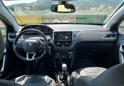 Zunanja slika - Peugeot 2008 - 1.2 PureTech 130Allure XEN.NAVI.PDC SAMO 69.000KM - 9 - Predogledna slika