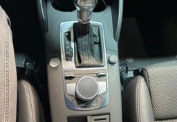 Zunanja slika - Audi A3 - -40-ETRON-S LINE-VIRTUAL-NAVIGACIJA-LED-ALU - 13 - Predogledna slika