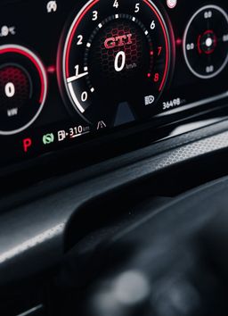 Zunanja slika - VW Golf - 2.0 TSI GTI ClubSport - 19 COL - IQLED - Alkantara - 16 - Predogledna slika
