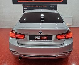 Zunanja slika - BMW Serija 3 - : 318d xDrive Sport Line.BREZ POLOGA DO 7 LET IN TUJ - 10 - Predogledna slika
